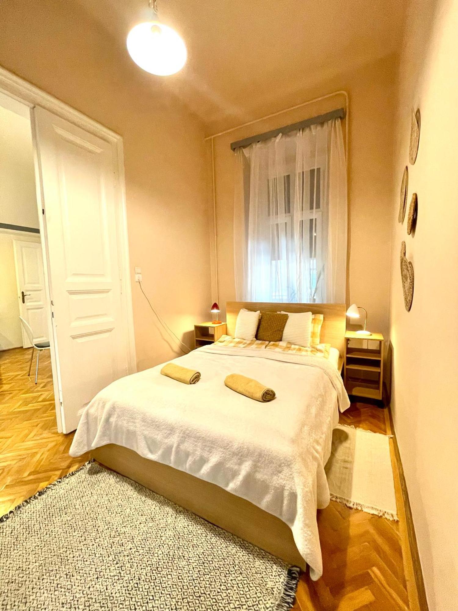 Апартаменти Fanni's Cosy Express In The Centre Будапешт